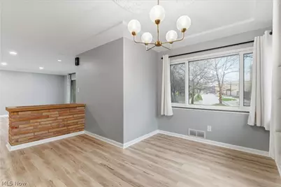 11526 Lake Avenue, Loveland, OH 44102 - Photo 13