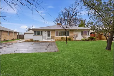 11526 Lake Avenue, Loveland, OH 44102 - Photo 1