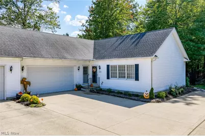 3953 Hilltop Drive, Vermilion, OH 44089 - Photo 1