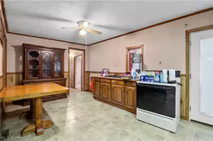 14307 Darrow Rd, Vermilion, OH 44089 - Photo 9