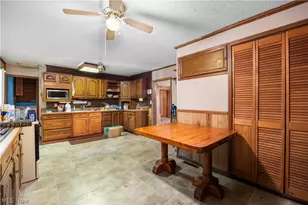 14307 Darrow Rd, Vermilion, OH 44089 - Photo 13