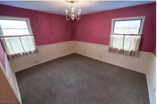 10801 Blossom Ave, Parma, OH 44130 - Photo 5
