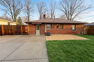 4506 Silverdale Rd, North Olmsted, OH 44070 - Photo 5