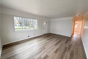 4506 Silverdale Rd, North Olmsted, OH 44070 - Photo 3