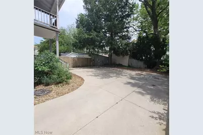 1447 Rosewood Avenue, Oakwood, OH 44107 - Photo 3