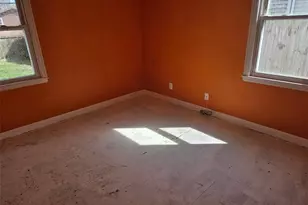 1681 Girard St, Akron, OH 44301 - Photo 9