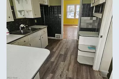 1681 Girard Street, Akron, OH 44301 - Photo 5