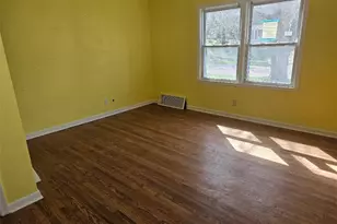 1681 Girard St, Akron, OH 44301 - Photo 3