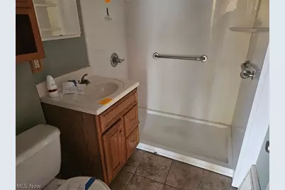 1681 Girard Street, Akron, OH 44301 - Photo 7