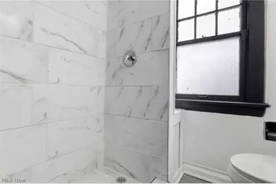 11816 Buckingham Avenue, Loveland, OH 44120 - Photo 25