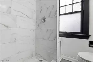 11816 Buckingham Ave, Loveland, OH 44120 - Photo 25