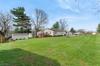 984 Delmont Avenue NW, Massillon, OH 44647 - Photo 39