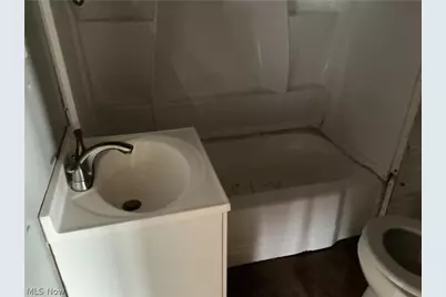 4595 Boggs Road, Zanesville, OH 43701 - Photo 9