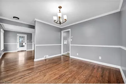 300 Russell Avenue, Niles, OH 44446 - Photo 9