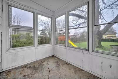 300 Russell Avenue, Niles, OH 44446 - Photo 29