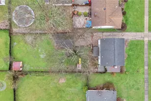 300 Russell Ave, Niles, OH 44446 - Photo 41