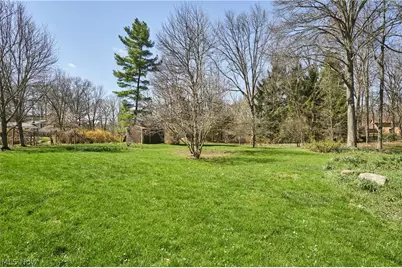 3574 Antoinette Drive, Cuyahoga Falls, OH 44223 - Photo 33