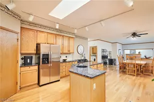 14742 King Arthurs Ct, North Royalton, OH 44133 - Photo 5