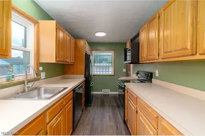 11121 Gabriella Drive, Parma, OH 44130 - Photo 3