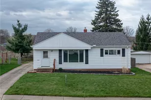 11121 Gabriella Dr, Parma, OH 44130 - Photo 25