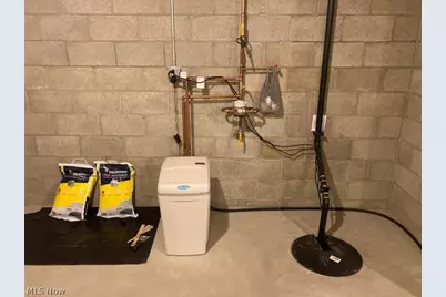 1335 Meadowbrook Drive, Dover, OH 44622 - Photo 29