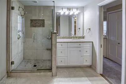 18220 Parkland Drive, Huber Heights, OH 44122 - Photo 13