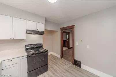 1038 W 11th Street, Lorain, OH 44052 - Photo 7