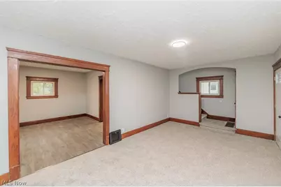 1038 W 11th Street, Lorain, OH 44052 - Photo 15