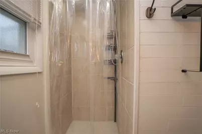 10288 Hunting Hills Avenue NE, Hartville, OH 44632 - Photo 29