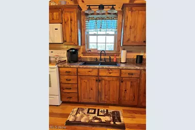 1320 N Reynolds Road NE, McConnelsville, OH 43756 - Photo 3