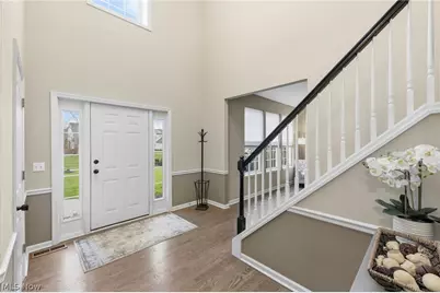 1181 Hamilton Drive, Grandview Heights, OH 44147 - Photo 3