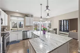 1181 Hamilton Dr, Grandview Heights, OH 44147 - Photo 9