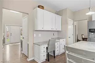 1181 Hamilton Dr, Grandview Heights, OH 44147 - Photo 11