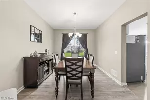 1181 Hamilton Dr, Grandview Heights, OH 44147 - Photo 17