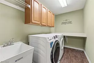 1181 Hamilton Dr, Grandview Heights, OH 44147 - Photo 35