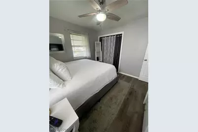 5408 Oakwood Avenue, Maple Heights, OH 44137 - Photo 25