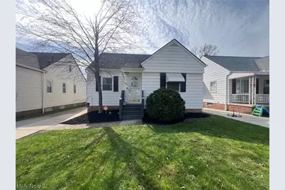 5408 Oakwood Avenue, Maple Heights, OH 44137 - Photo 1