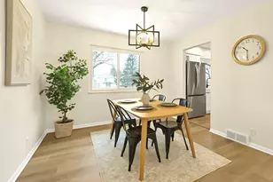 2977 Gale Rd, Willoughby, OH 44094 - Photo 5