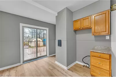 13409 S Parkway Drive, Garfield Heights, OH 44105 - Photo 15