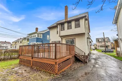 13409 S Parkway Drive, Garfield Heights, OH 44105 - Photo 35