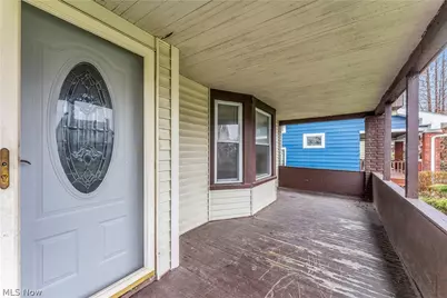 13409 S Parkway Drive, Garfield Heights, OH 44105 - Photo 3