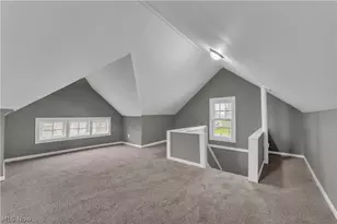 13409 S Parkway Dr, Garfield Heights, OH 44105 - Photo 25