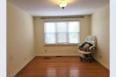 1751 Blaine Avenue, Cambridge, OH 43725 - Photo 5