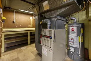 2249 Coleman Dr, Youngstown, OH 44511 - Photo 17