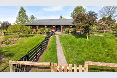 225 Township Road 581, Sullivan, OH 44880 - Photo 3