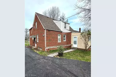 2071 Wrenford Road, South Euclid, OH 44121 - Photo 7