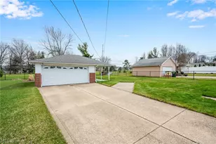 1849 Empire Rd, Wickliffe, OH 44092 - Photo 17