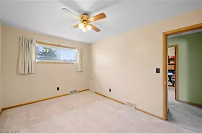 1849 Empire Road, Wickliffe, OH 44092 - Photo 11