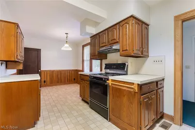 317 18th Street NW, Canton, OH 44703 - Photo 17