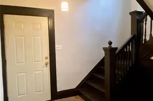 390 Doyle St, Akron, OH 44303 - Photo 3